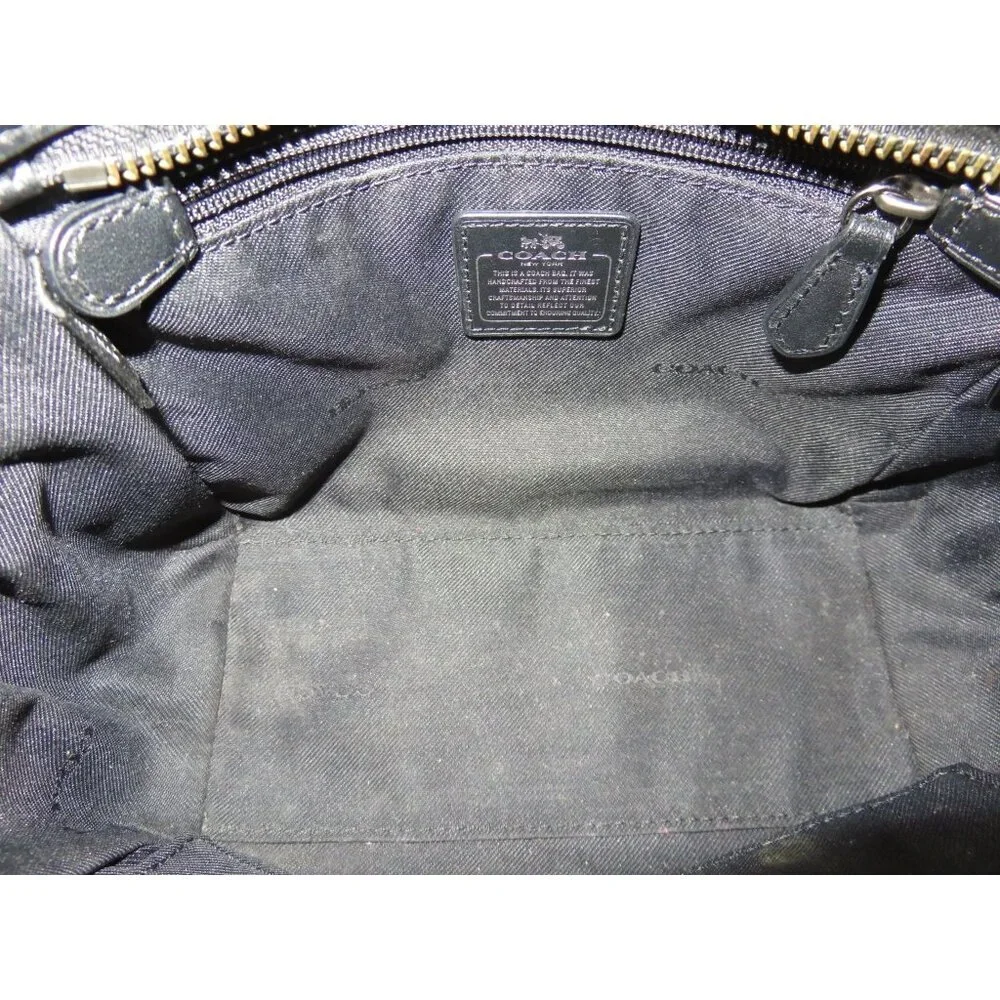Coach chic versatile